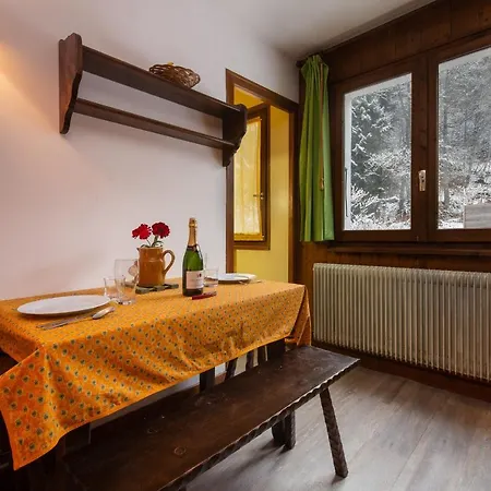 Sainte-foy-l'argentiere Sleeps 3